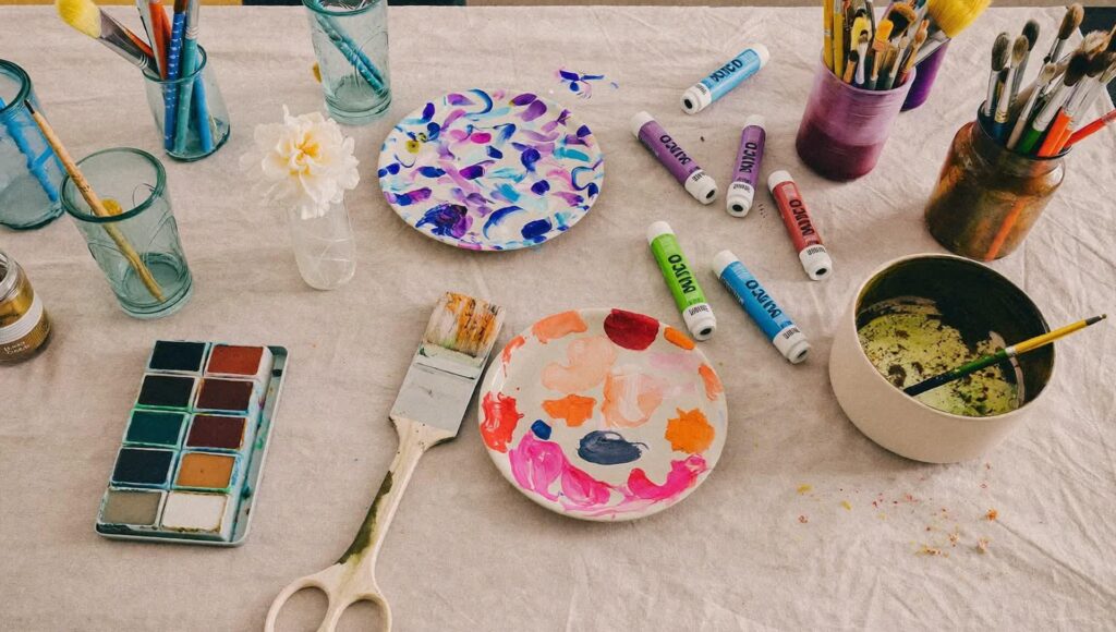 Hobbies créatifs pour débutants : choisir, pratiquer, persévérer